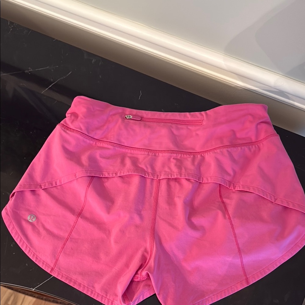 Lululemon Athletica 4 inch Pink Athletic Shorts Lightweight Comfort